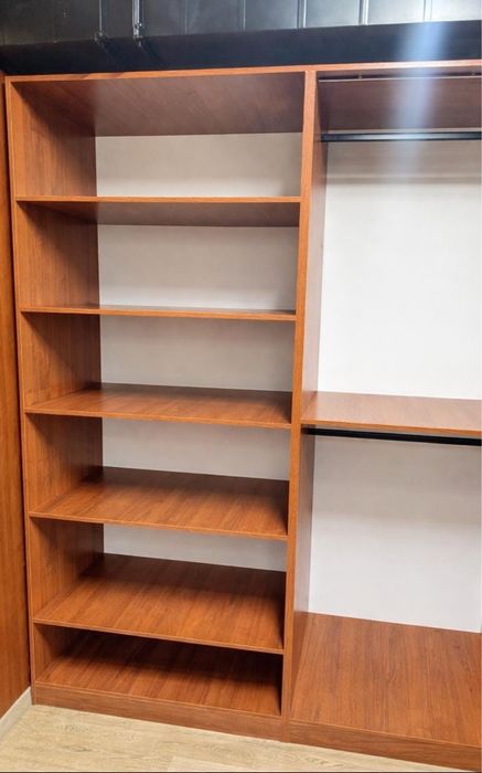 Полка/вешалка/для магазин