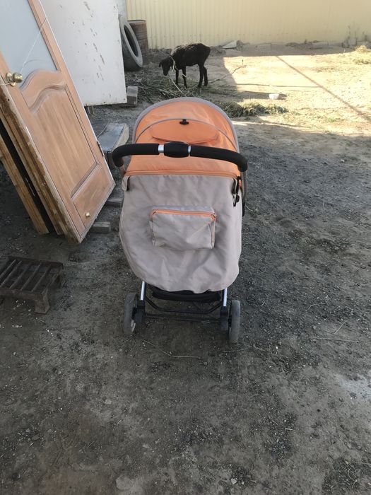 Коляска в отличном состояний