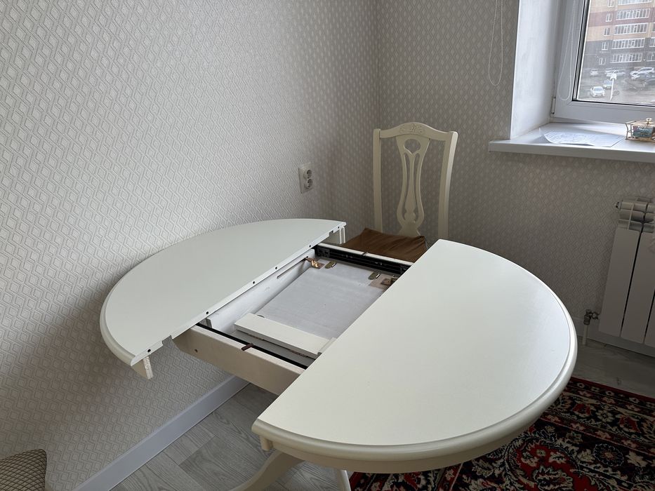 Продам стол со стульями