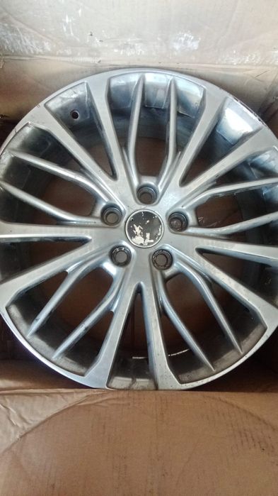 Продам диски на R18