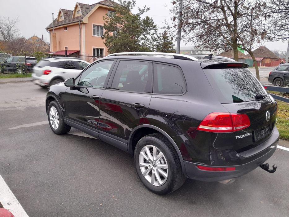 VW Touareg 2011 245 cp  Inmatriculat 8950 € neg