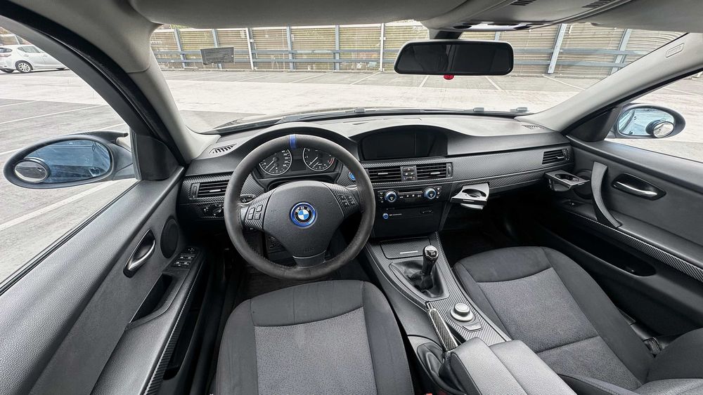 BMW 318i E90, 2.0 benzină, manual
