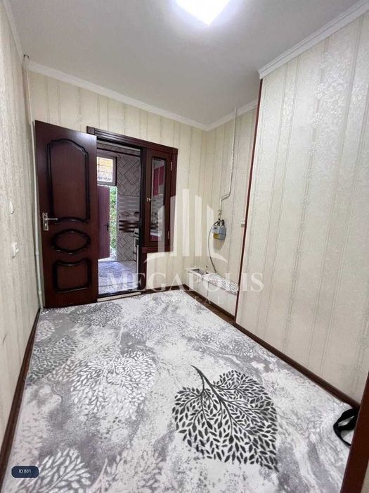 BUXORO,5-MIKRORAYONDA ARZON NARXDA 2 xonali kvartira sotiladi. №831