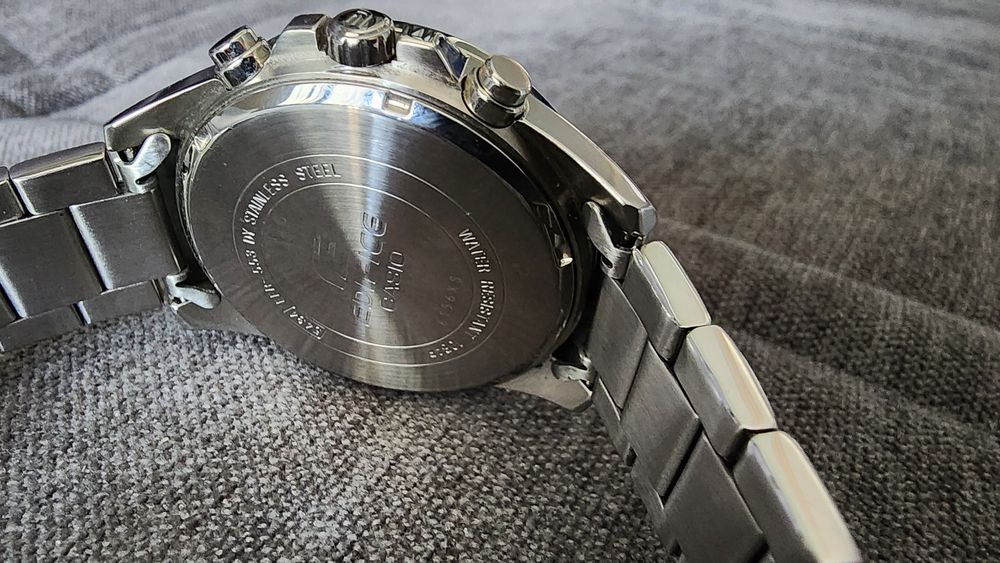 Часы CASIO original 100% !  Хронограф.