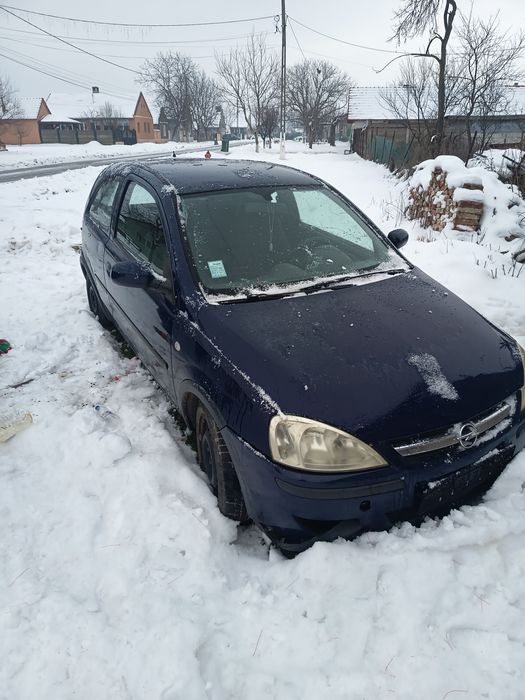 Vând Opel corsa mai multe detalii la numărul de telefon
