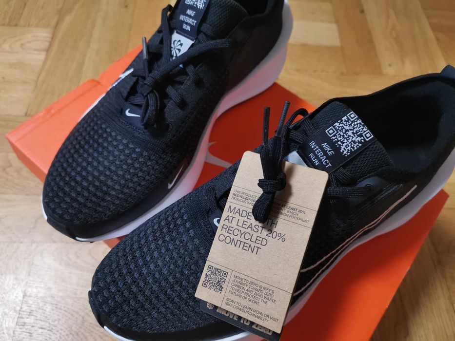 Nike Interact Run маратонки номер 45