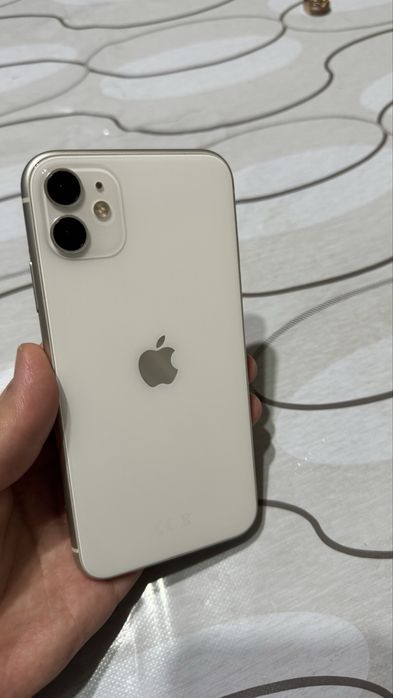 Iphone 11 128gb состояние зарядки 76%