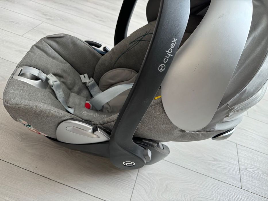 Столче за кола CYBEX CLOUD Q  KOI