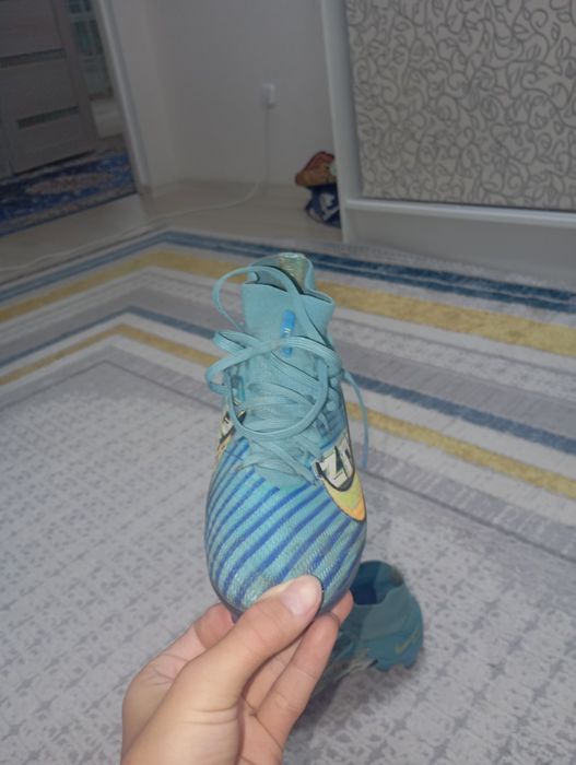 Бутсы айр зум продам