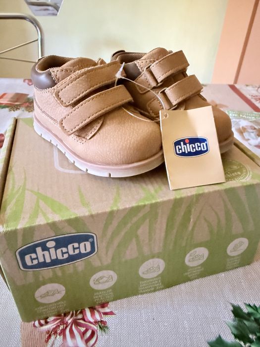 Incaltari chicco nr 19