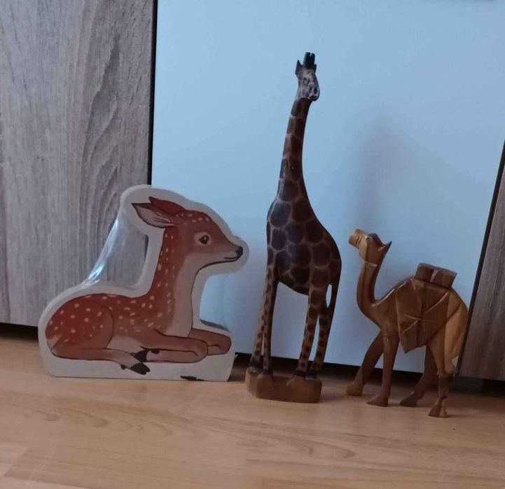 Vand lot de 3decorative din lemn Girafa camila caprioara