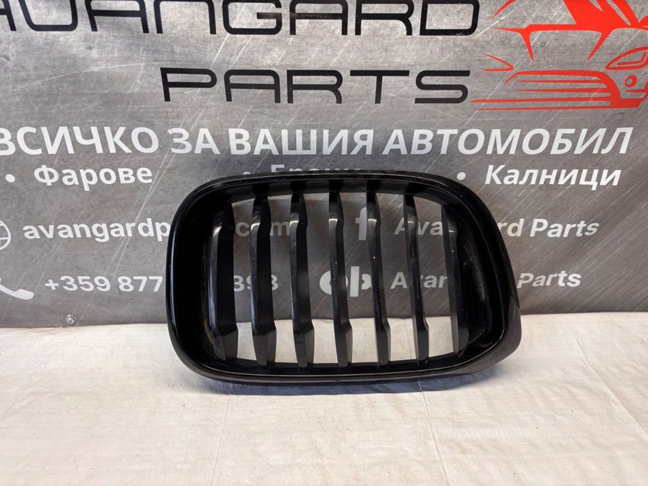 BMW X5 E70 решетка – дясна