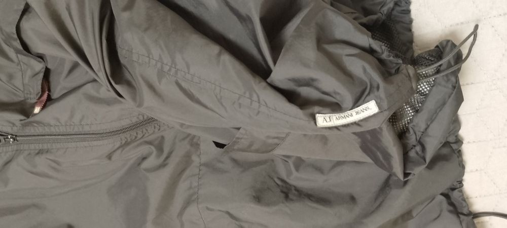 Ветровка   Armani Jeans  XL