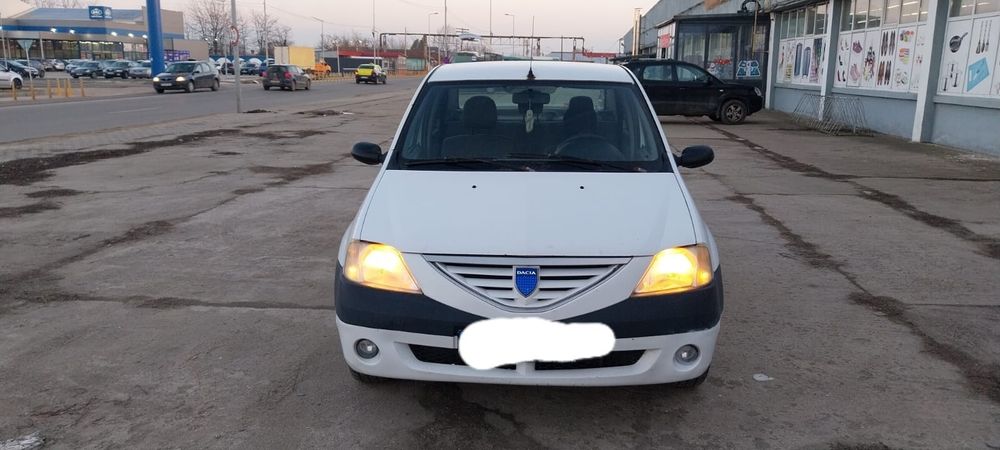 Vand dacia logan full 14 benzina an 2007 euro 4  unic propietar de nou