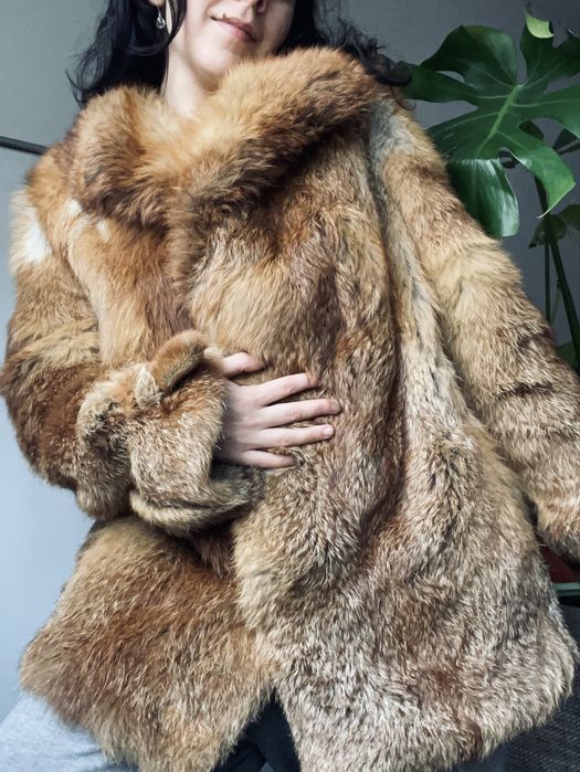 NEGOCIABIL! Haina blana naturala vulpe roscata/ Mar S-M