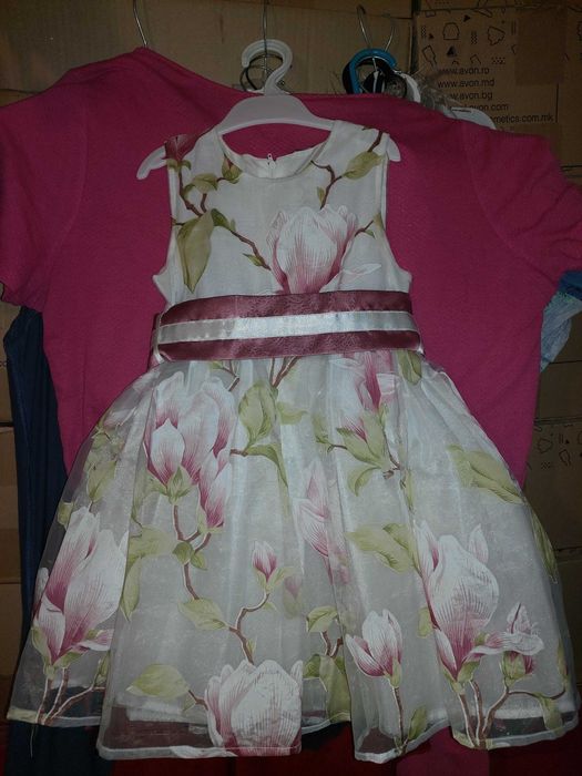 Страхотни роклички 3-4 г.