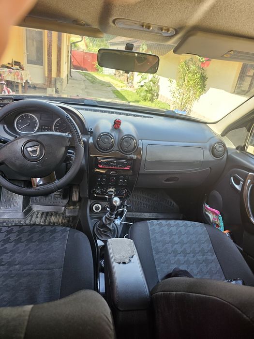 DACIA Duster 2011 — imagine 3