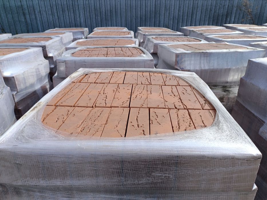 Продам кирпичи облицовочные