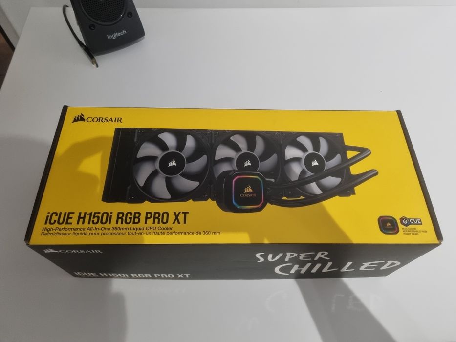 Carcasa NZXT H7 + Cooler Corsair H150i