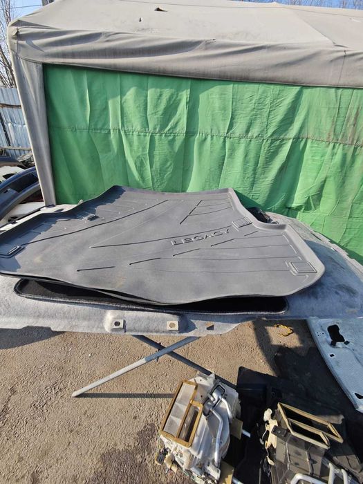 Коврик в багажник субару