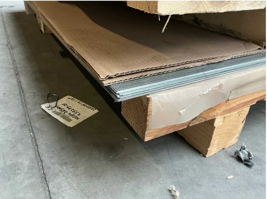 Tablă inox si aluminiu