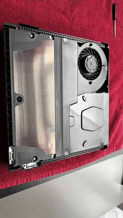 Почистване и профилактика на Playstation 4/Slim/Fat/Pro