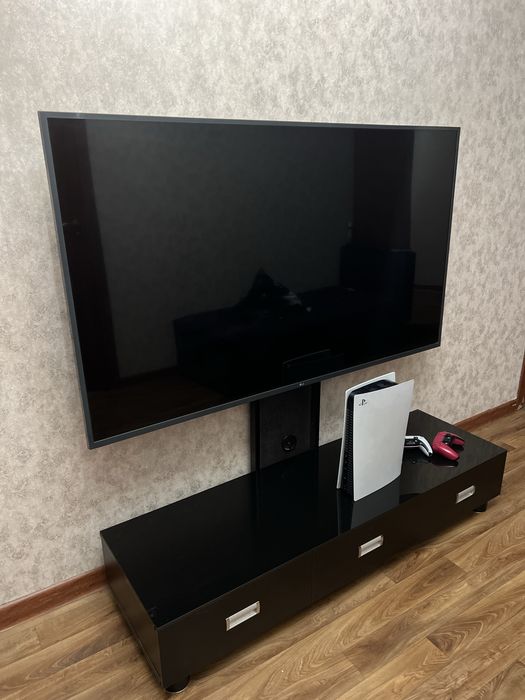 Продам комплектом PS5 с телевизором 65 диагональ.