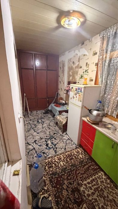 Kvartira sotiladi 9 bozor