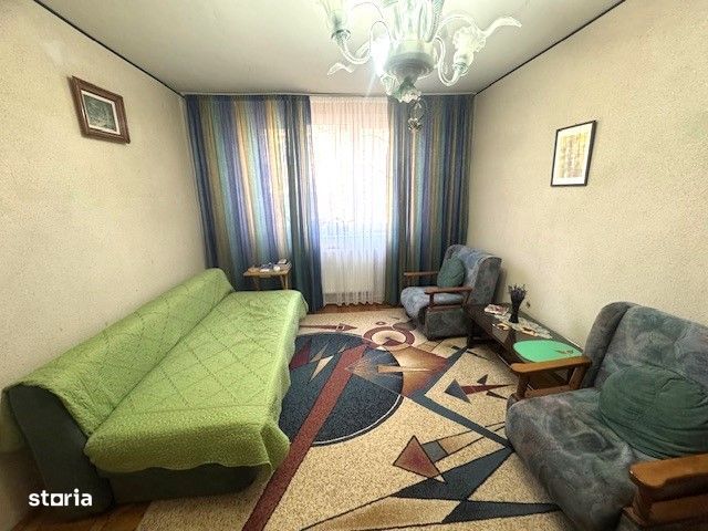 Apartament 3 camere etaj 1 zona BCR