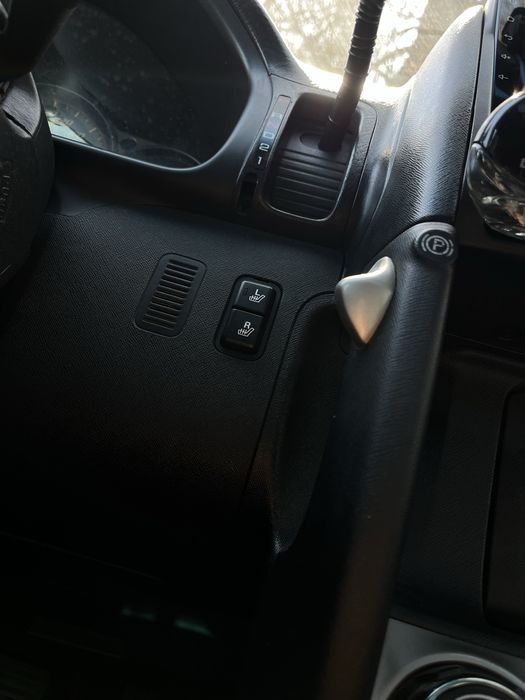 Автомобиль HONDA