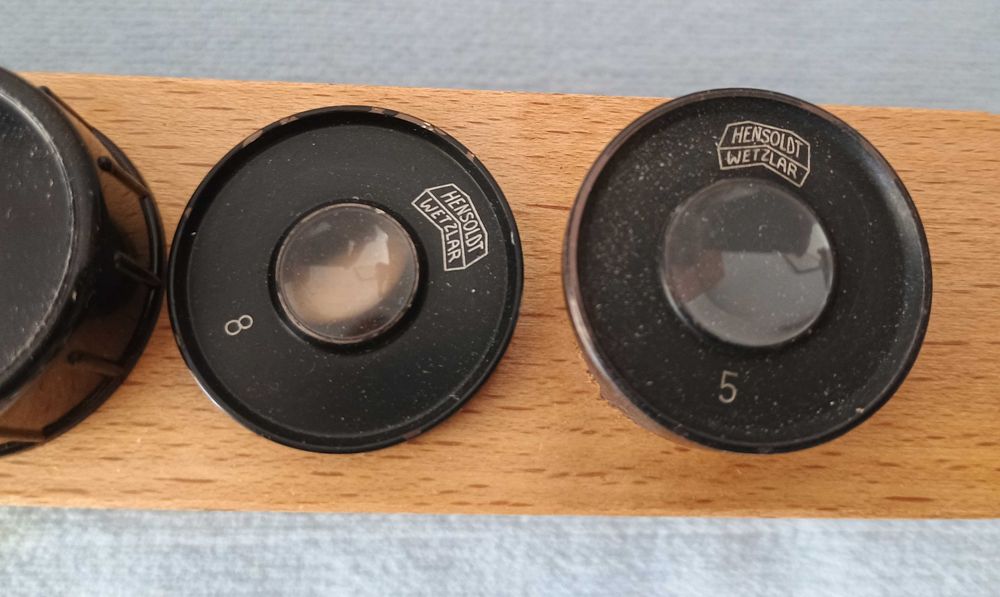 Като нов немски лабораторен микроскоп HENSOULT WETZLAR с три обектива