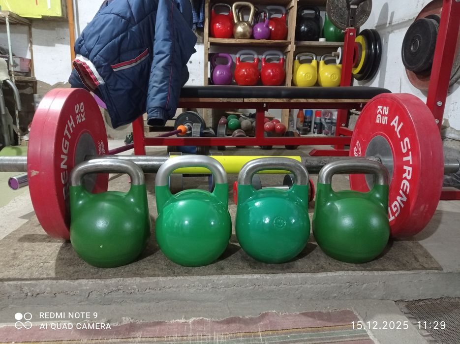 Гири чемпионские соревновательные.