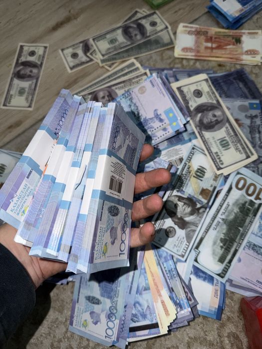 Денги сувенирные тенге евро доллор рубыл