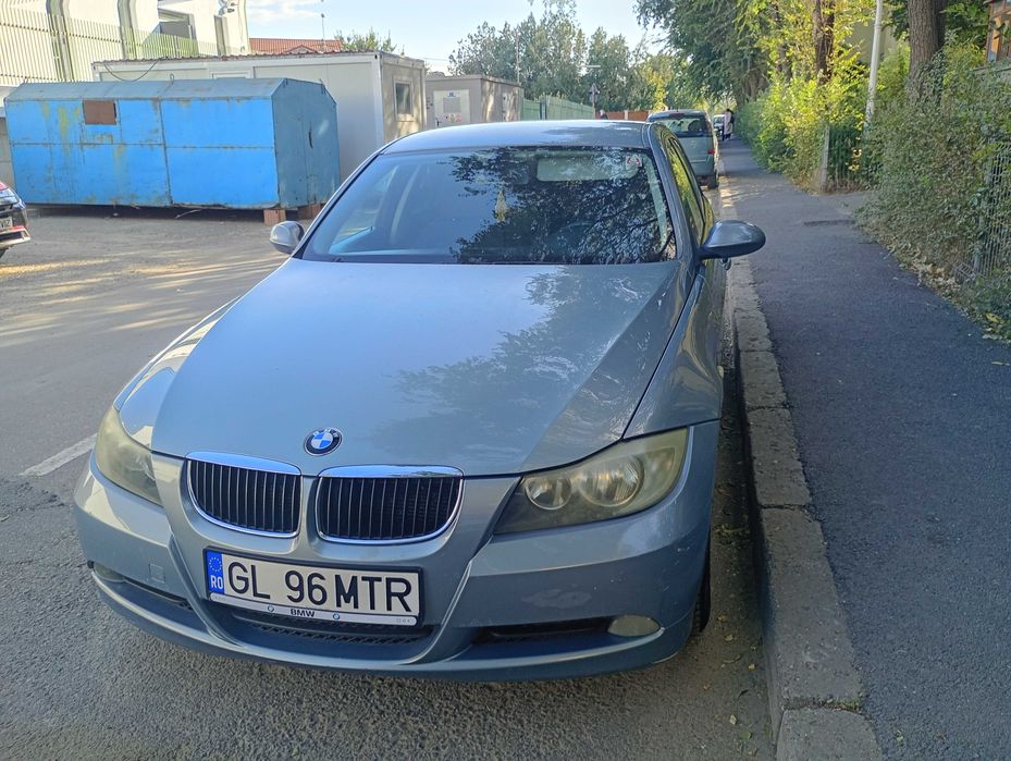 Vând BMW E90. An 2007