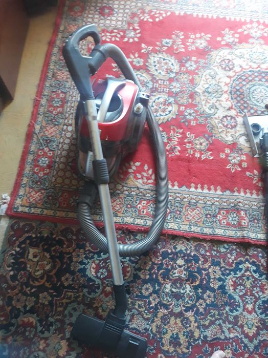 пылесосы  самсунг на выбор с контейнерами