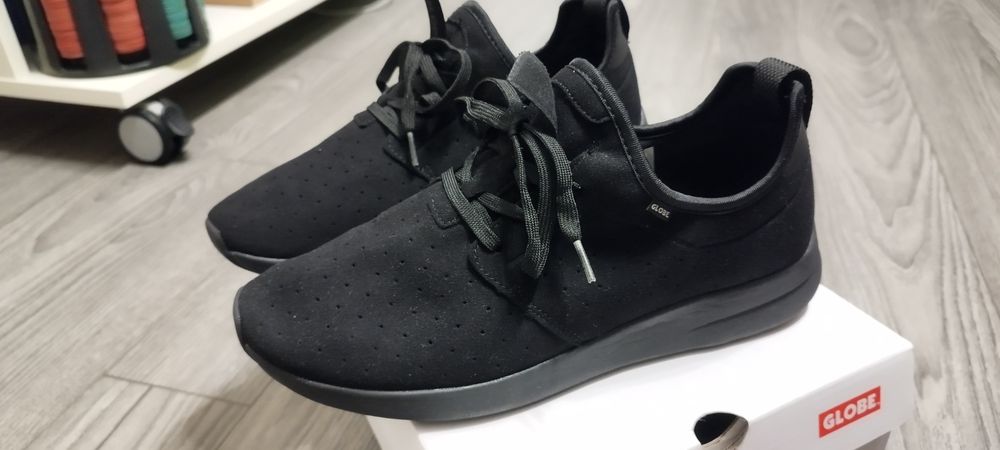 Кецове / маратонки  GLOBE DART LYT BLACK/BLACK номер 41