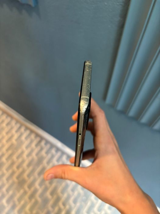 Продам OnePlus 9r