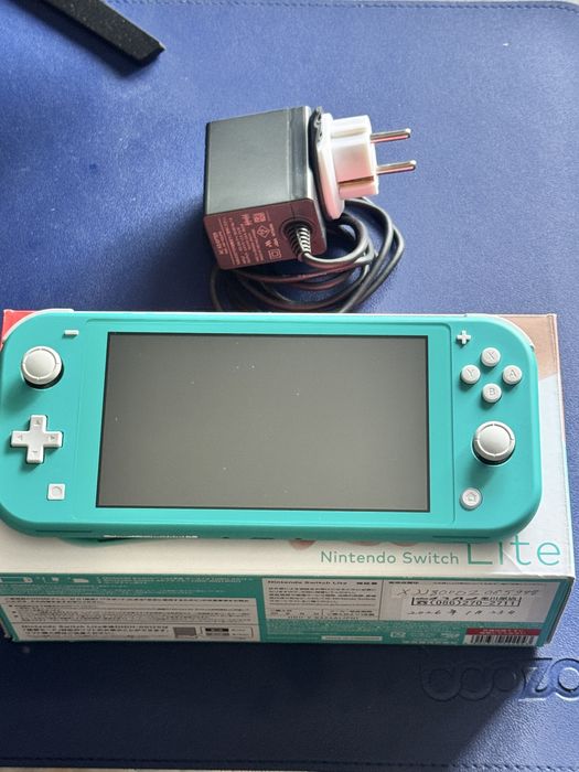 Nintendo switch lite