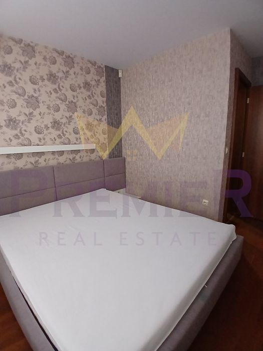 Дава се под наем Двустаен апартамент в Варна, Център - 80 кв.м за 714 € - Снимка #4