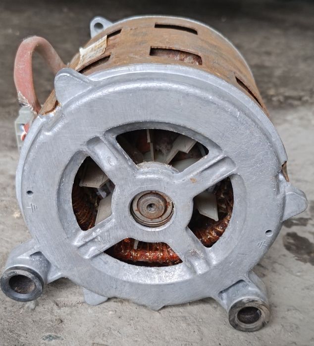 Продаю от стиральной машинкимотор