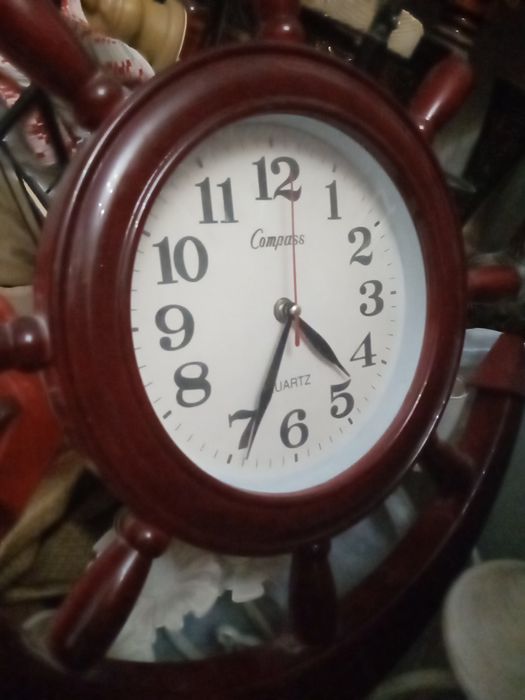 Часы . Хорошие . Очень дёшево