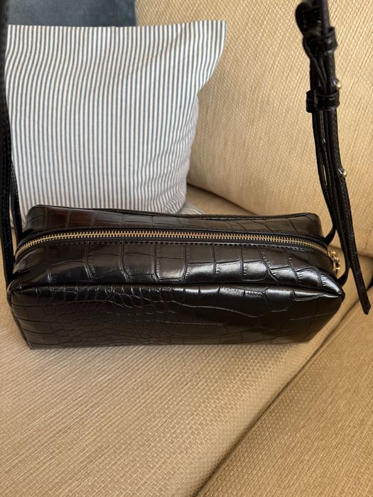 ЗАПАЗЕНА!Чанта Zara,изкуствена кожа