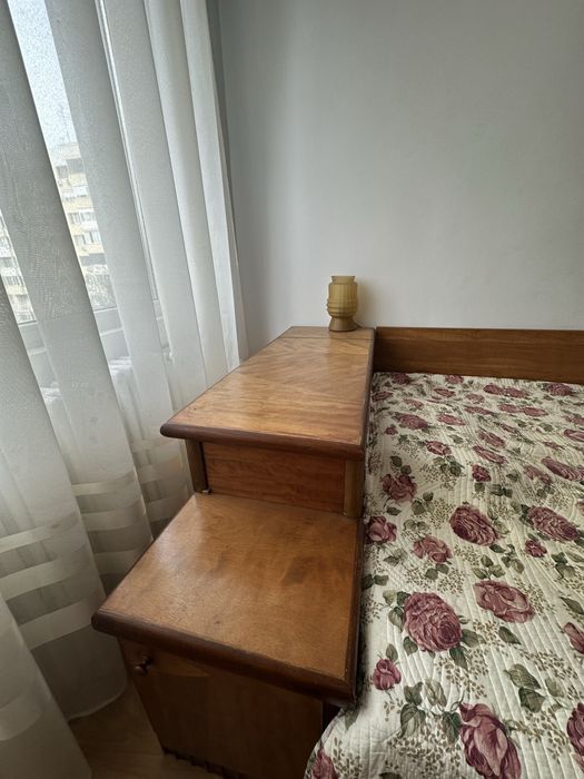 Mobilier dormitor din lemn de lămâi – dulap, pat, oglindă și bufet