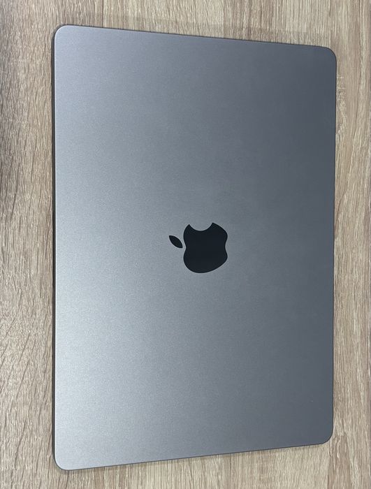 MacBook Air M2 8/256