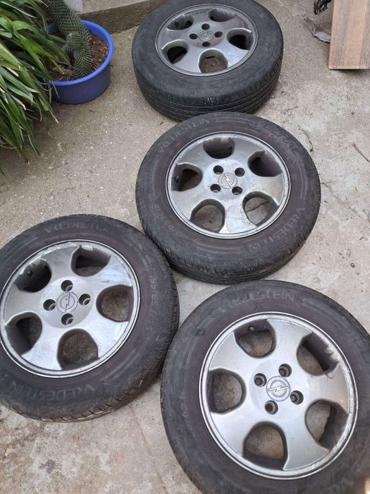 Гуми с джанти за опел