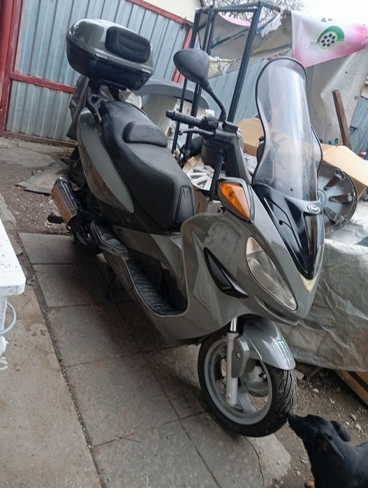 Scuter Malaguti Madison Majestic 250