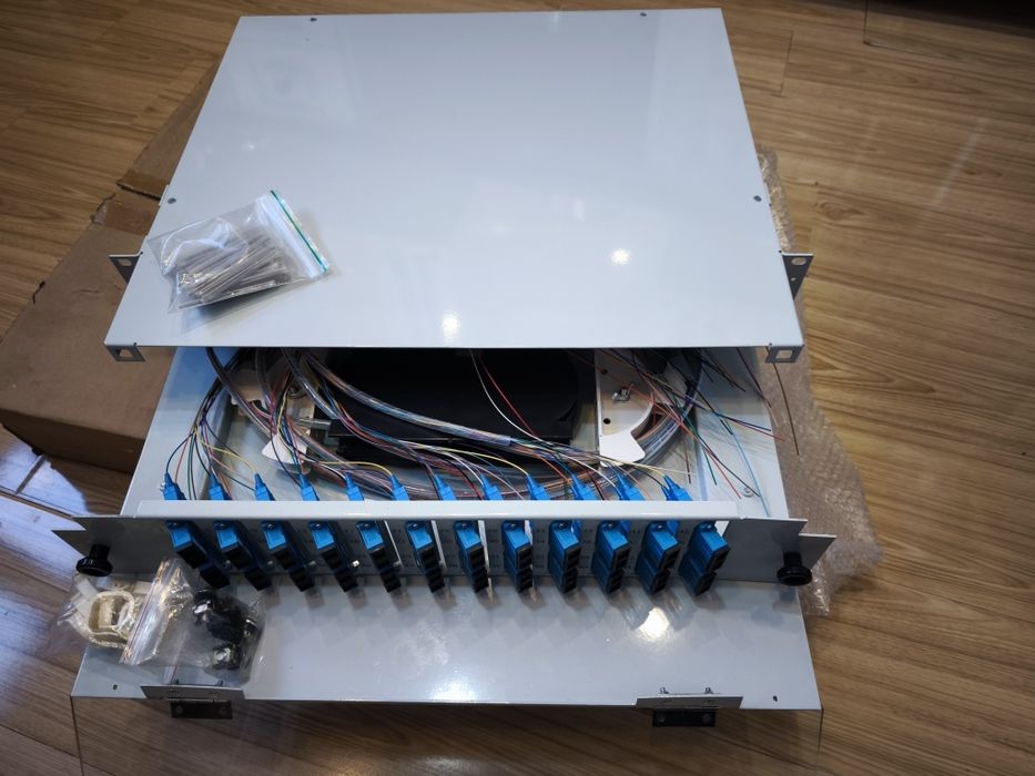 Оптическая полка 48SC/ups