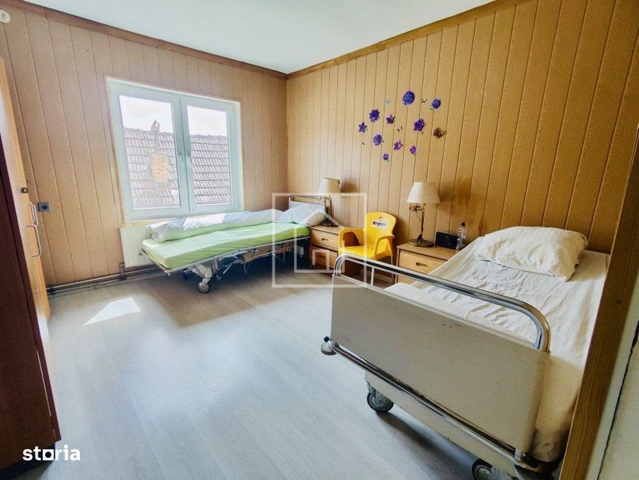 Afacere la cheie: Camin batrani 1143mp, Jacuzzi, Sauna, 0% Comision