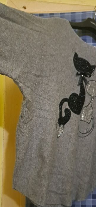 Bluza cu imprimeu cu pisica neagra