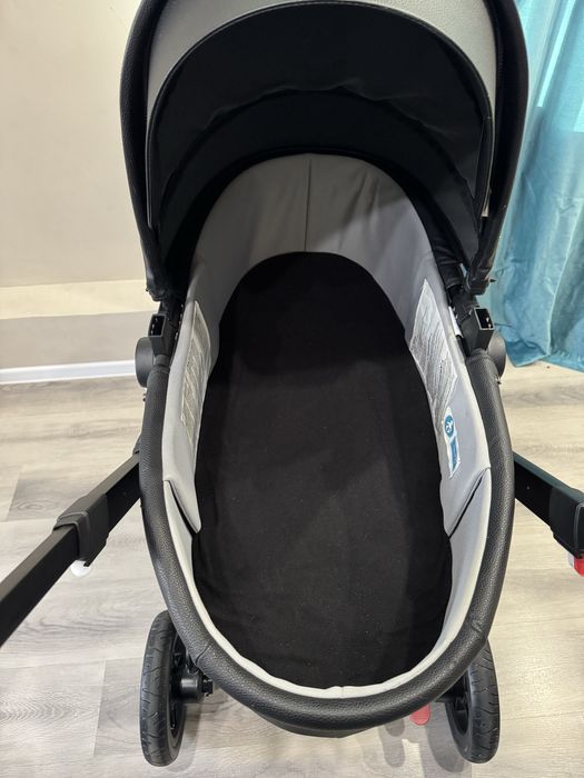 Продам коляску 2 в 1